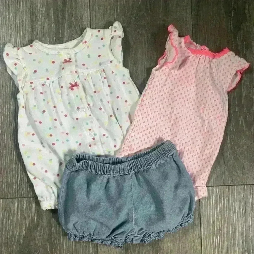 Carter’s 3 Month Girl Bundle Onsies and Diaper Cover